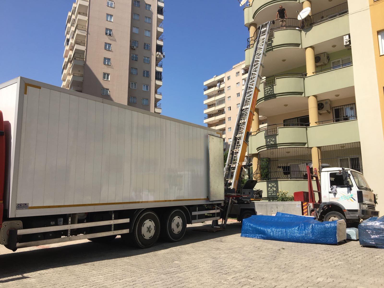 Asansörlü Taşıma ile Yüksek Katlar Artık Sorun Değil